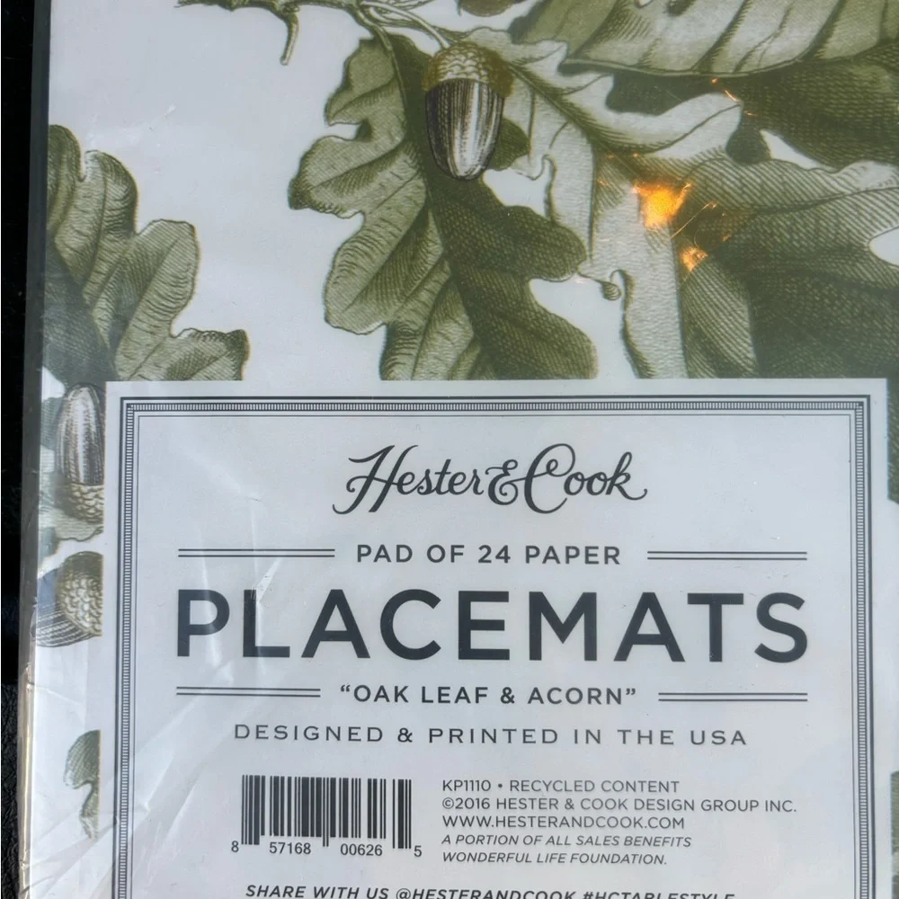 Placemats Hester & Cook. Oak Leaf & Acorn. Pad of 24 paper. 18